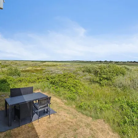 Fiona - 800m From The Sea By Interhome Lakolk