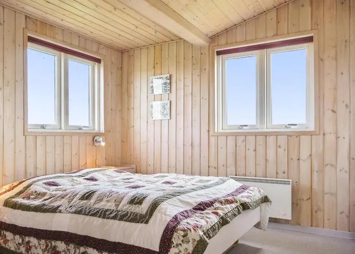 Fiona - 800m From The Sea By Interhome *