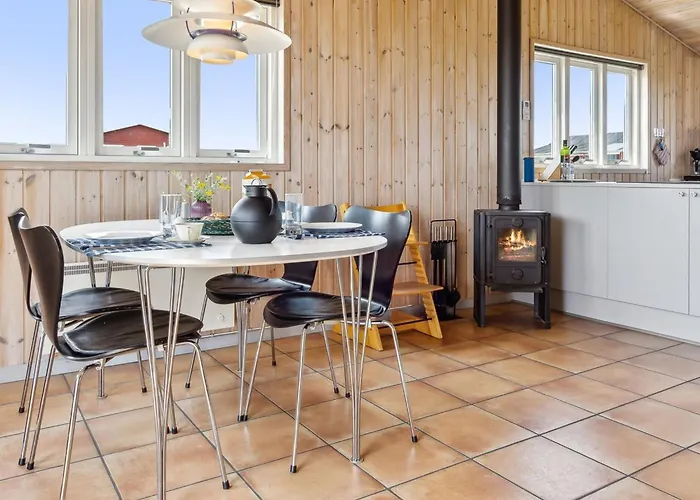 Fiona - 800m From The Sea By Interhome Feriehus Lakolk