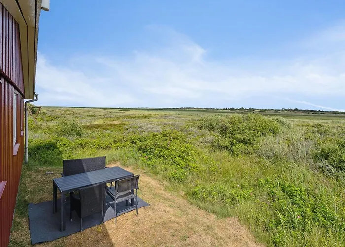 Fiona - 800m From The Sea By Interhome Lakolk